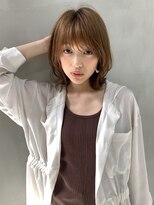 ミィ 表参道(mee.)&nbsp;【mee.】ブチ　外ハネになってもかわいいひし形ミディアム