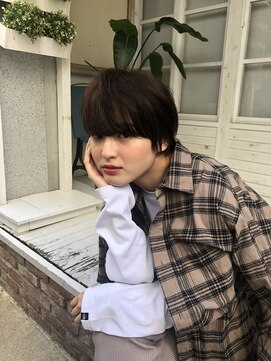 リラ バイ クオーレ(LIRA by CUORE) ハンサムショート