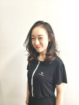 ナーナ(na_na) ♪外国人風レイヤーカット♪