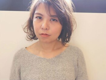 クレコ(cleco)の写真/明るめ×ツヤ◎白髪染めをしてる事を感じさせないお洒落さで透明感のある上質カラースタイルにお仕上げ♪