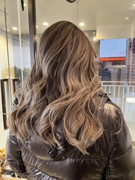 ラフトーキョウセカンド(RAF TOKYO 2nd) KURO流バレイヤージュ