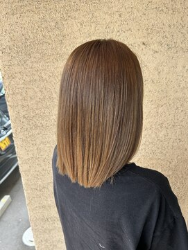 ジェリカ(Jlica) 【艶感】まとまるサラ艶ミディアム