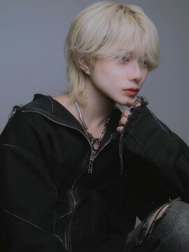 スウェル(SWELL) ハイトーン　ウルフ　中華　韓国　ヘア