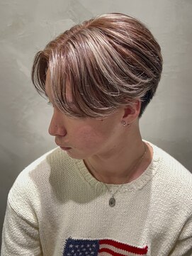 スキルセカンドハウス 天神(SKILL SECOND HOUSE) 外国人風ハイライトセンターパート