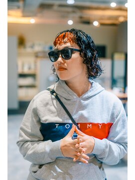 カフ(CAF) CAF河内　デザインカラー　パーマ　大阪　心斎橋