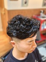 アンドザバダス(&THE BADASS) ツーブロック×アイロンパーマラルフカール