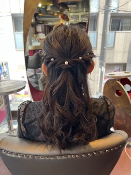 グリッツ (GLITZ) ハーフアップ