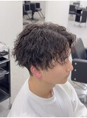 センターパートツイストスパイラルパーマ