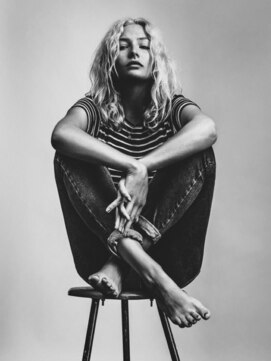 フォーク(FOLK) カラー