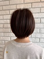 フルミー(fulme.) 小顔ショートスタイル ～長さはそのまま、襟足すっきり～