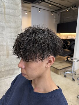 リット(lit.) ブルーブラック/スペインカール/スパイキーショート/守谷