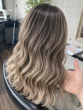 モルト 麻生(molt) バレイヤージュ