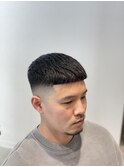 クロップスタイル スキンフェード バーバー フェードカット 