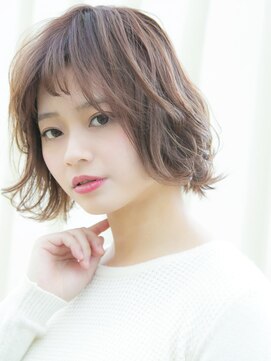 テイルウインド(Tailwind) ショートボブ/ハンサムショートカット/ブリーチカラーミディボブ