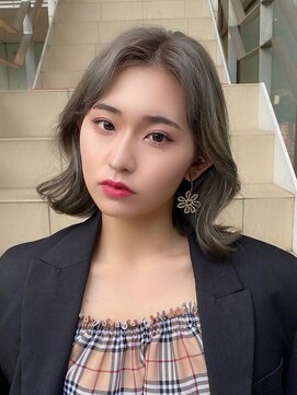 アールプラスヘアサロン(ar+ hair salon) シルバーベージュ