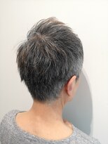 ラヒュー(LAUGHIEW)&nbsp;グレイヘアー　ベリーショート