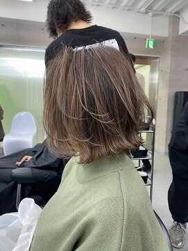 イキ 表参道(iki omotesando) モード/無造作ウェーブ/大人ガーリー[表参道駅]