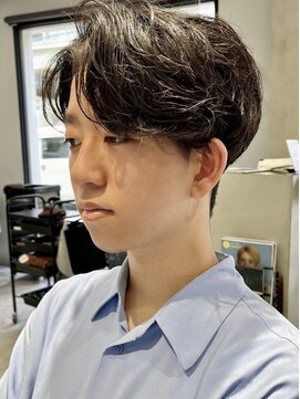 ルーシー(Lucy.) センターパート/ニュアンスパーマ/メンズパーマ/メンズヘア