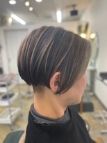 ビィーワンイースト(Be 1 EAST)&nbsp;ツーブロックカット