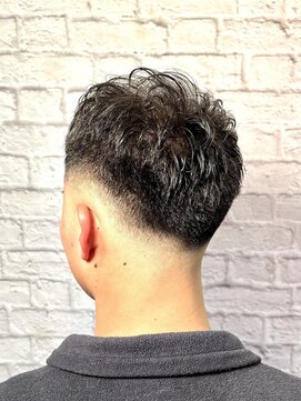 銀座マツナガ 新宿野村ビル店 束感フェード