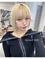 ホロ(hollo)&nbsp;レイヤーボブ_切りっぱなしボブ_タッセルボブ