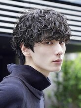 今SNSで話題のシャドウパーマ＊アイロンで巻いたような質感で、大人な雰囲気に＊[東銀座駅/メンズパーマ]