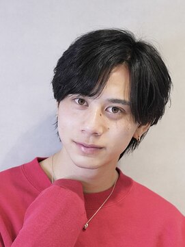 コンフィデンス 新宿3rd(confidence) メンズセンターパートニュアンスパーマ緩めパーマツーブロック