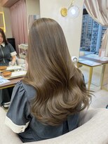 シーテ(Ciete)&nbsp;柔らかく艶めく、大人の透明感ロング