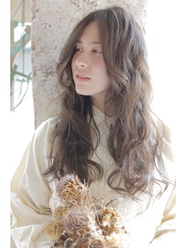 カライング(ing) 【+～ing 】柔らかゆるウェーブロング  外国人風【柳沼くるみ】