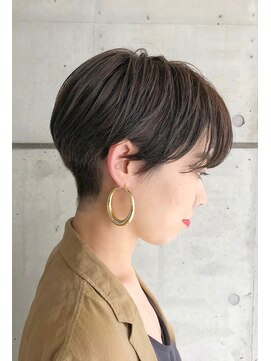 リタ(LITA) 【LITA】オトナ女子 ハンサムショート