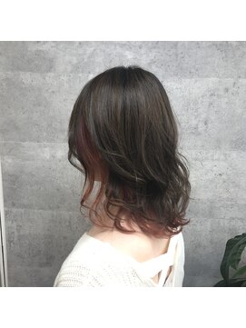 キャラ シャローネ 池袋(Chara Chalone) インナーレッド&マットアッシュ【池袋東口】