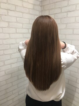 アンダーバー(UNDRvr) 明るめベージュ