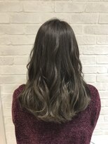 コム(com by neolive)&nbsp;グレージュ＊赤味無しカラー