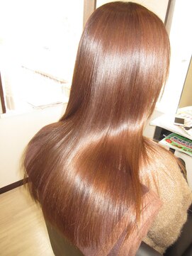 コア フィール ア デイ(COIFFURE A DAY) 【見附今町M3D】美髪ロング