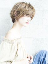 ロミー 本厚木(ROMMY.)&nbsp;小顔に導く束感ショートヘア2/白髪ぼかし/-5歳 / ロミー本厚木