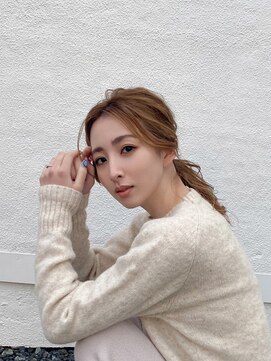 ハイバレーヘアーメゾン(HIGH VALLEY HAIRMAISON) ナチュラルアレンジふわふわポニーテール