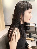 バウム(BAUM)&nbsp;パツッと黒髪ロングヘア