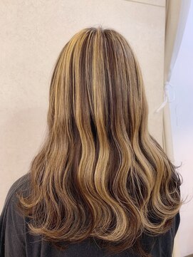 ラビス 浦和(Lovis) デザインカラー/レイヤーカット/ウェットヘア/夏のヘアアレンジ