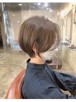 ナンバー ジルバ 立川(N° jillva) 大人ショートボブ/マニッシュボブ/外ハネボブ/バニラベージュ