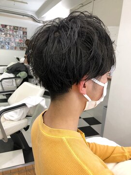 ヘッズ 本八幡店(HEADS) MEN'S HAIR センターパート ツイストスパイラル コンマヘア