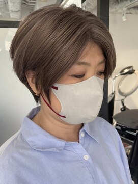 GBG 自由が丘 *After→Before*右スワイプ【白髪ぼかし脱白髪染めハイライト】