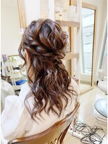 ロカット サロン(Roquat Salon)&nbsp;ミディアムゆるハーフアップアレンジ【ヘアメイク/立川/立川南】