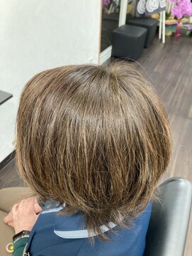 レイディバードカラー 籠原店 30分のリタッチカラー(根元白髪染め)