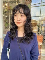 サイズ(cyez)&nbsp;【渡部】黒髪ロングパーマ