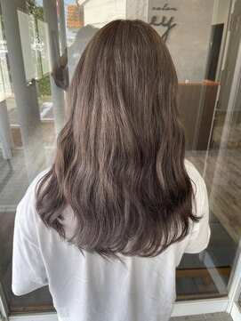 シキ(C key) グレージュカラー