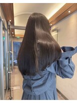 ネイヴィル オモテサンドウ(navile omotesando)&nbsp;赤みなし透明感たっぷりグレージュ