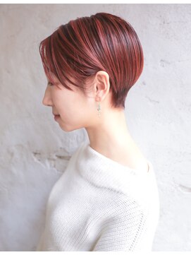 ソウ アオヤマ(SO aoyama) コンパクトショート前髪なし耳かけ　ハイライト　ピンクオレンジ