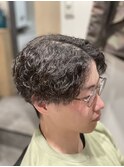 髪のボリュームが気になる方へ!スパイラルパーマ
