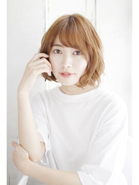 シャンティ 目白(SHANTi) 透け感カラーのゆるミックスカールボブ