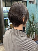 アピィス(APPiiS) セナ耳掛けショートボブ【ショートボブレイヤー横浜西口】